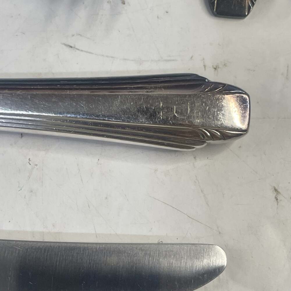 Retro / Antique MCM Reed & Barton 45 Pc “Stylist” Art Deco Silver Plate Flatware